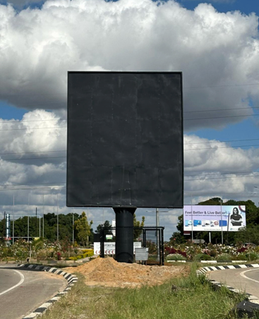 billboard-for-rent-airport-road-george-road-roundabout-prime-location-big-1